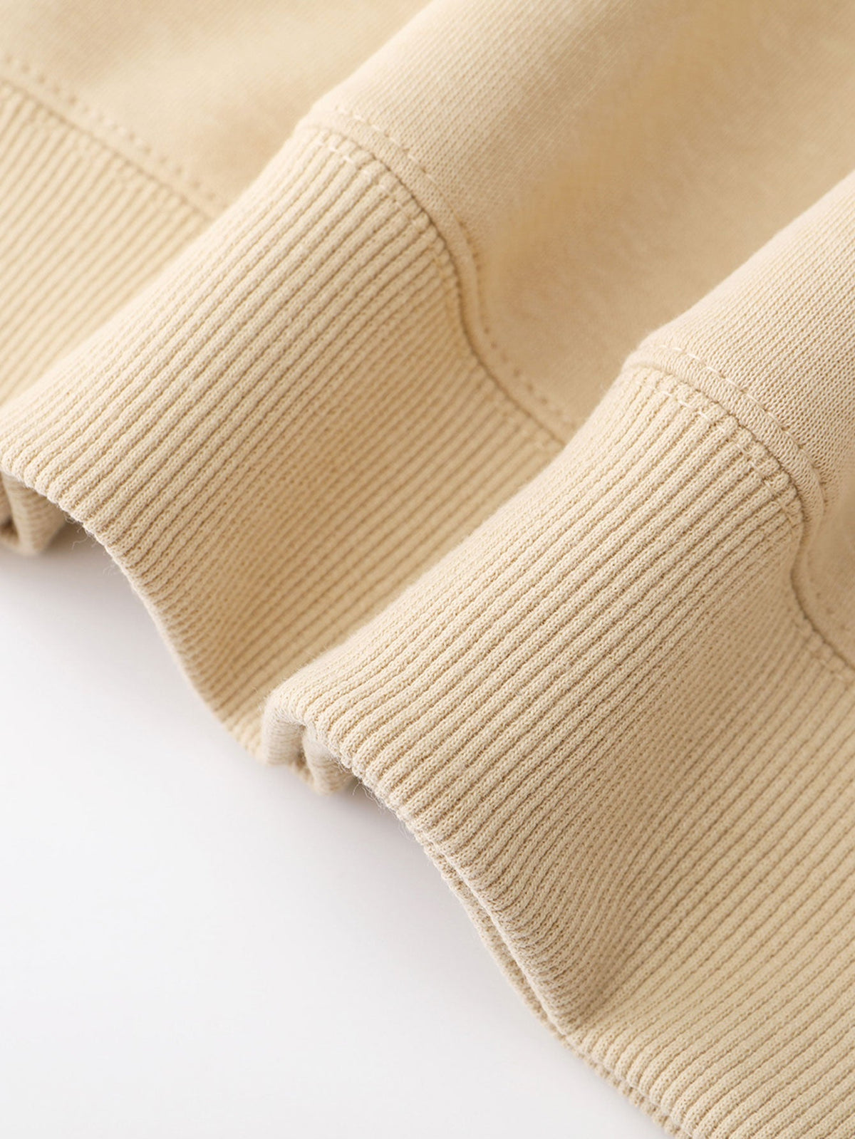 Sudadera básica de corte relajado
