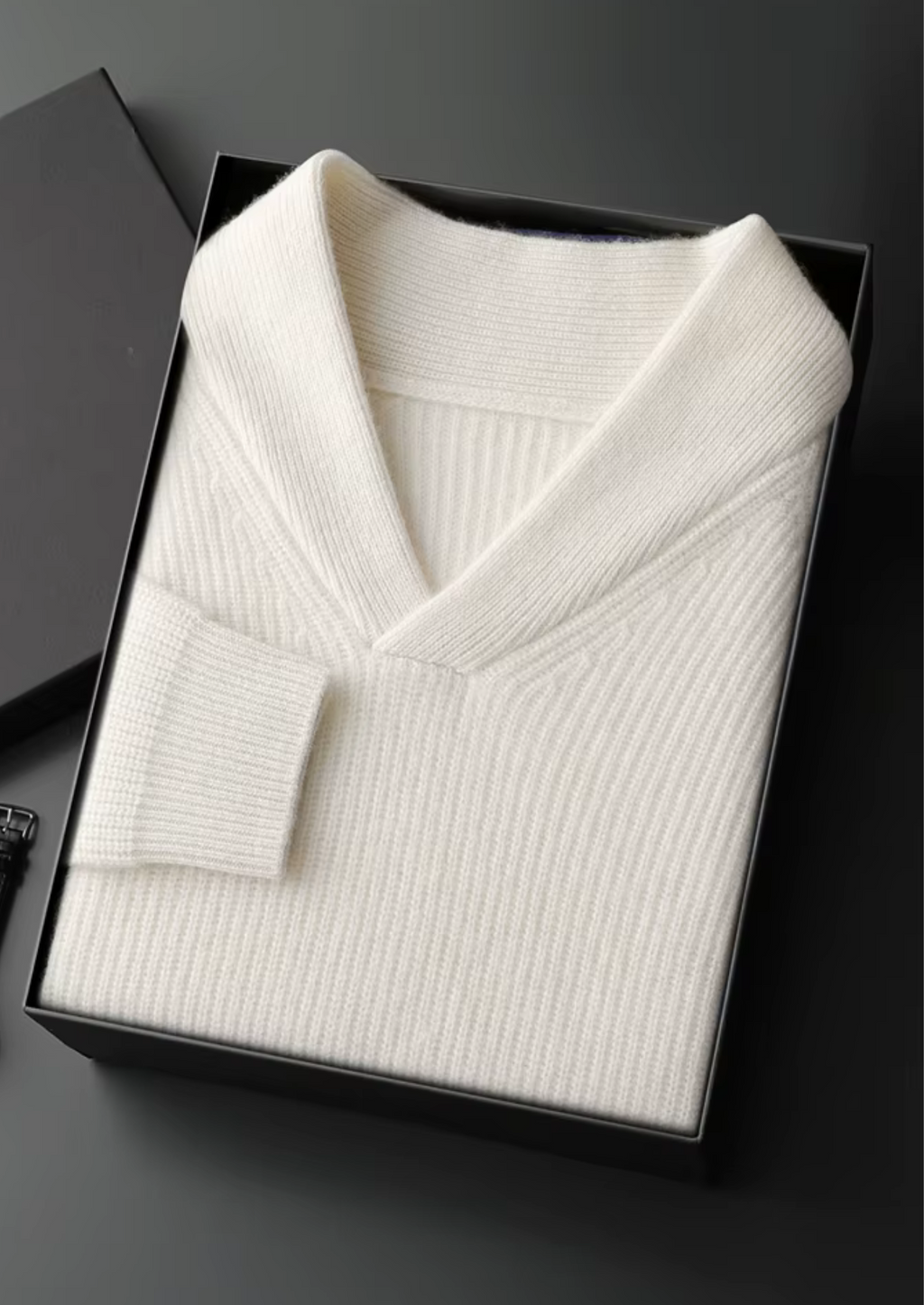 Jersey cachemire 100% con Cuello en V en Canalé