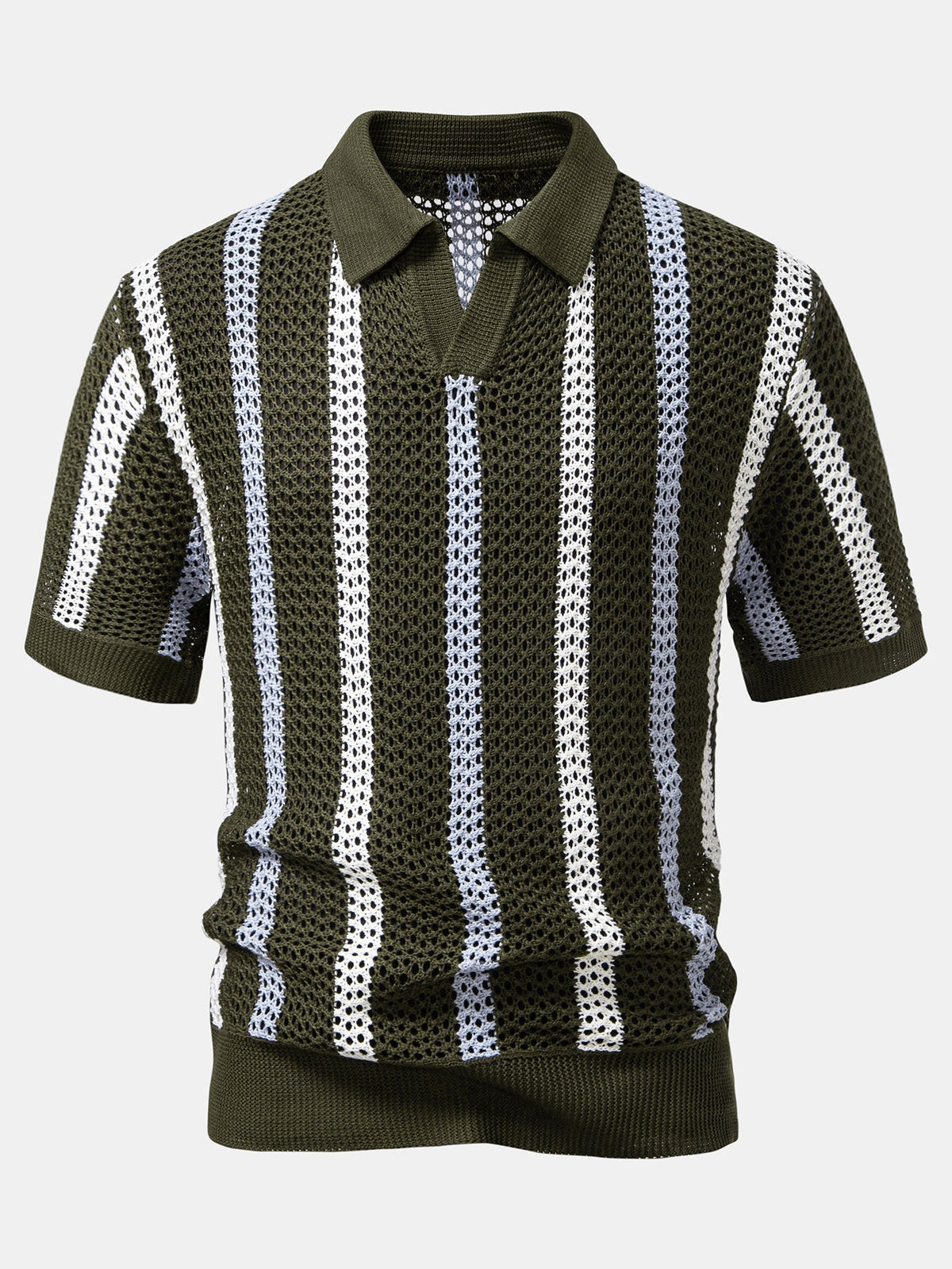 Polo de crochet a rayas con cuello en V y pantalones cortos de lino