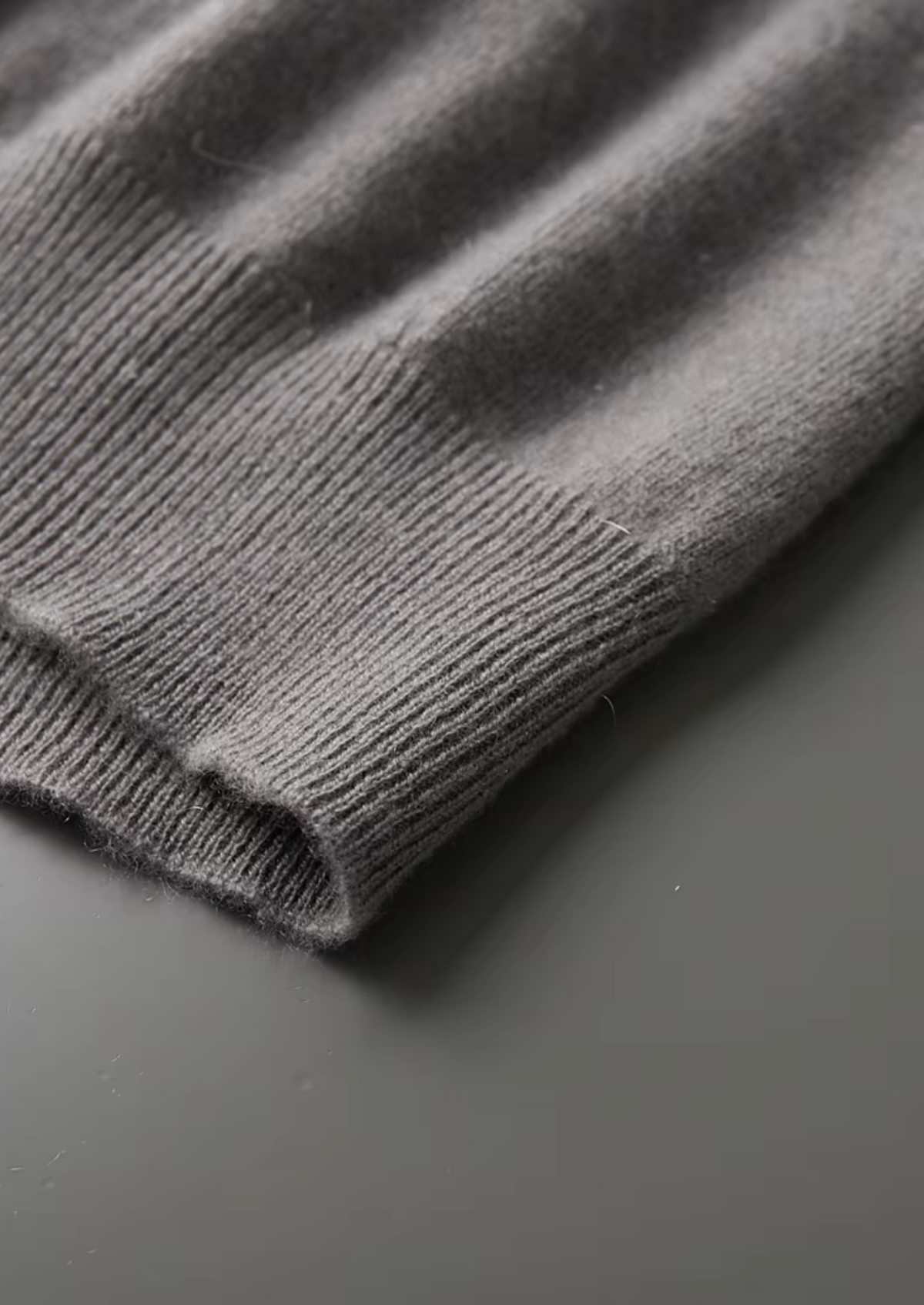 Camiseta clásica de cuello redondo 100 % cachemira