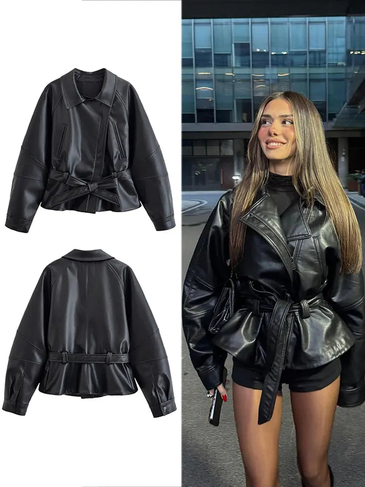 Chaqueta Corta de Cuero Sintético