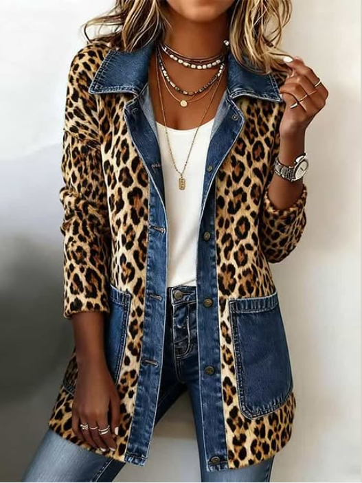 Chaqueta Larga de Leopardo con Vaquero
